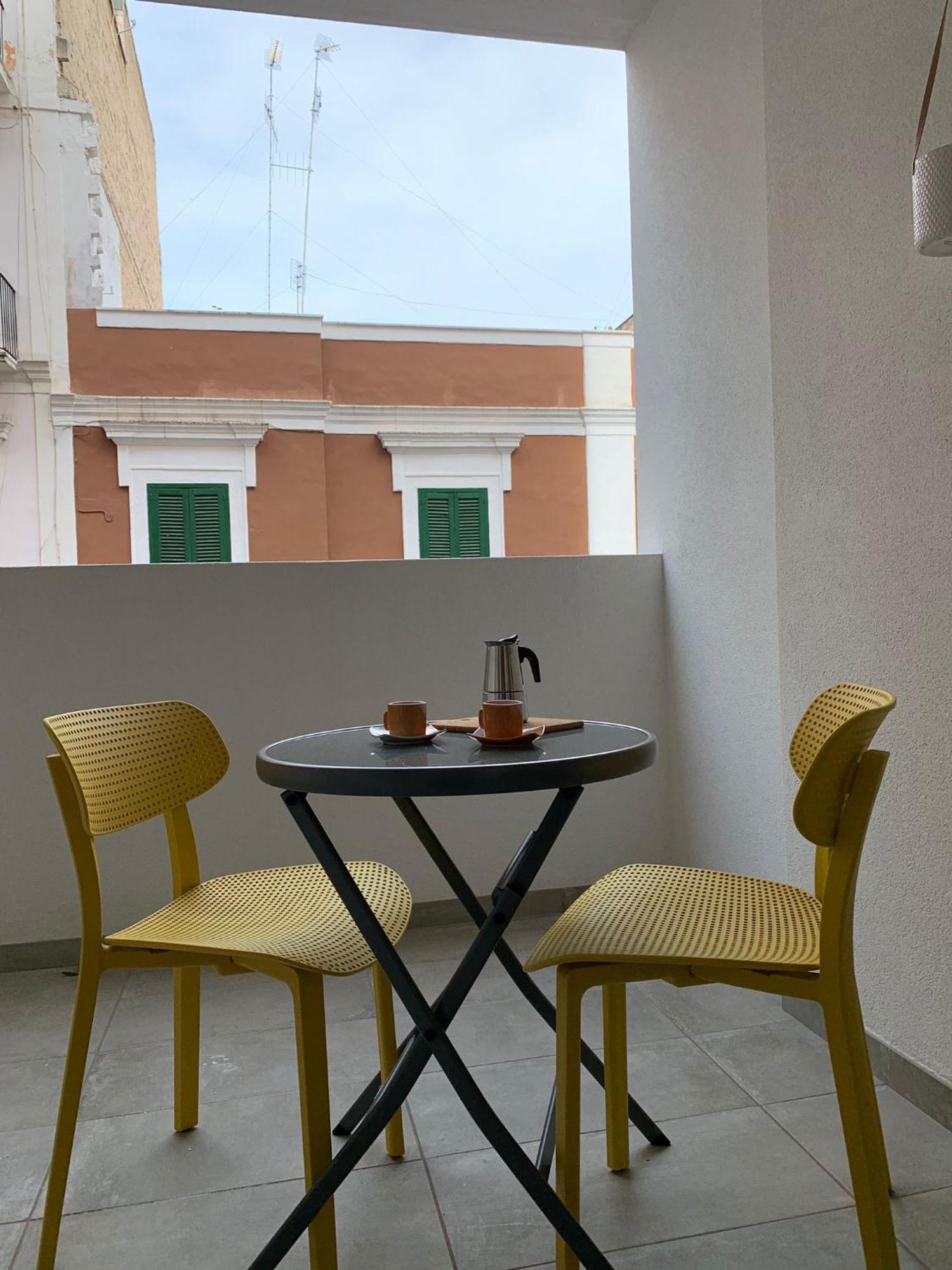 Domus13-With Private Parking Apartman Bari Kültér fotó