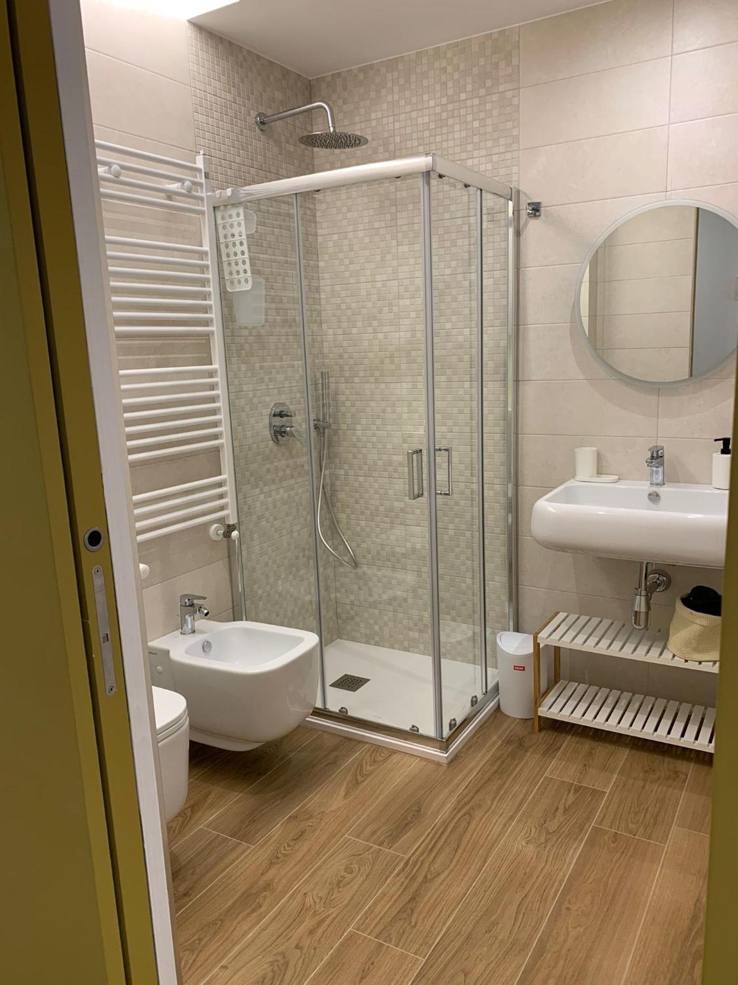 Domus13-With Private Parking Apartman Bari Kültér fotó