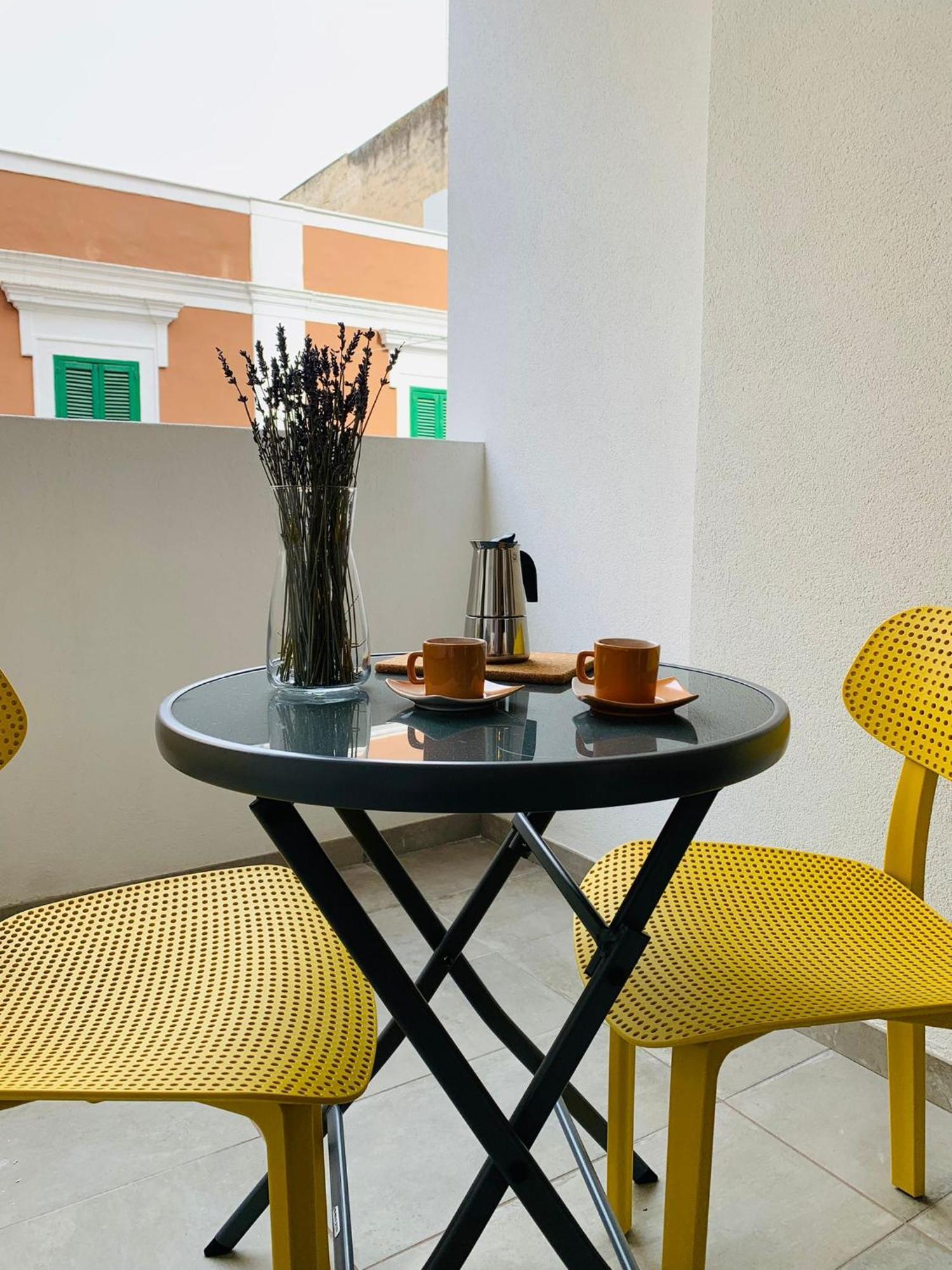 Domus13-With Private Parking Apartman Bari Kültér fotó