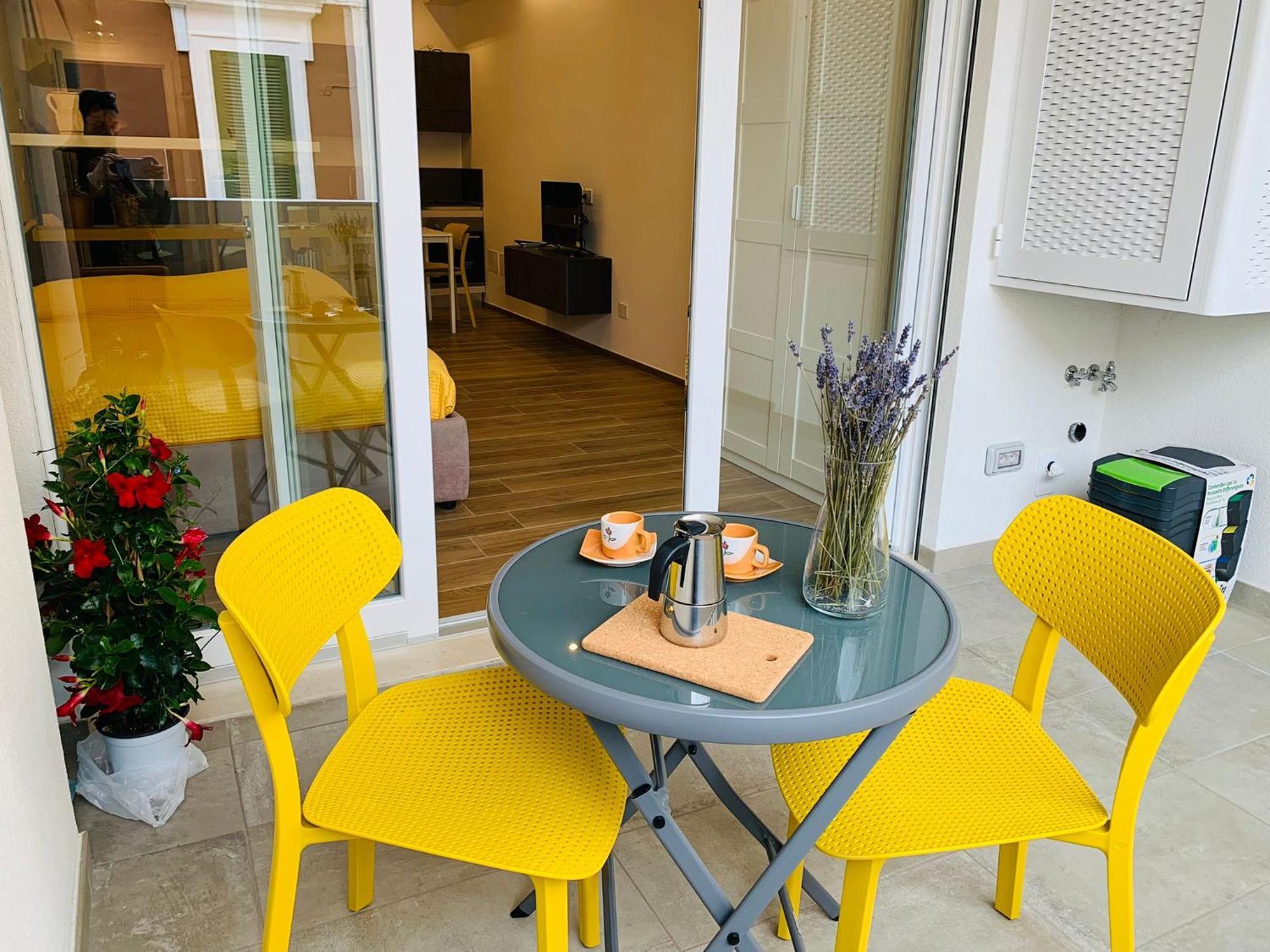 Domus13-With Private Parking Apartman Bari Kültér fotó